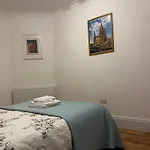 Rosie Cosy House Cricklewood